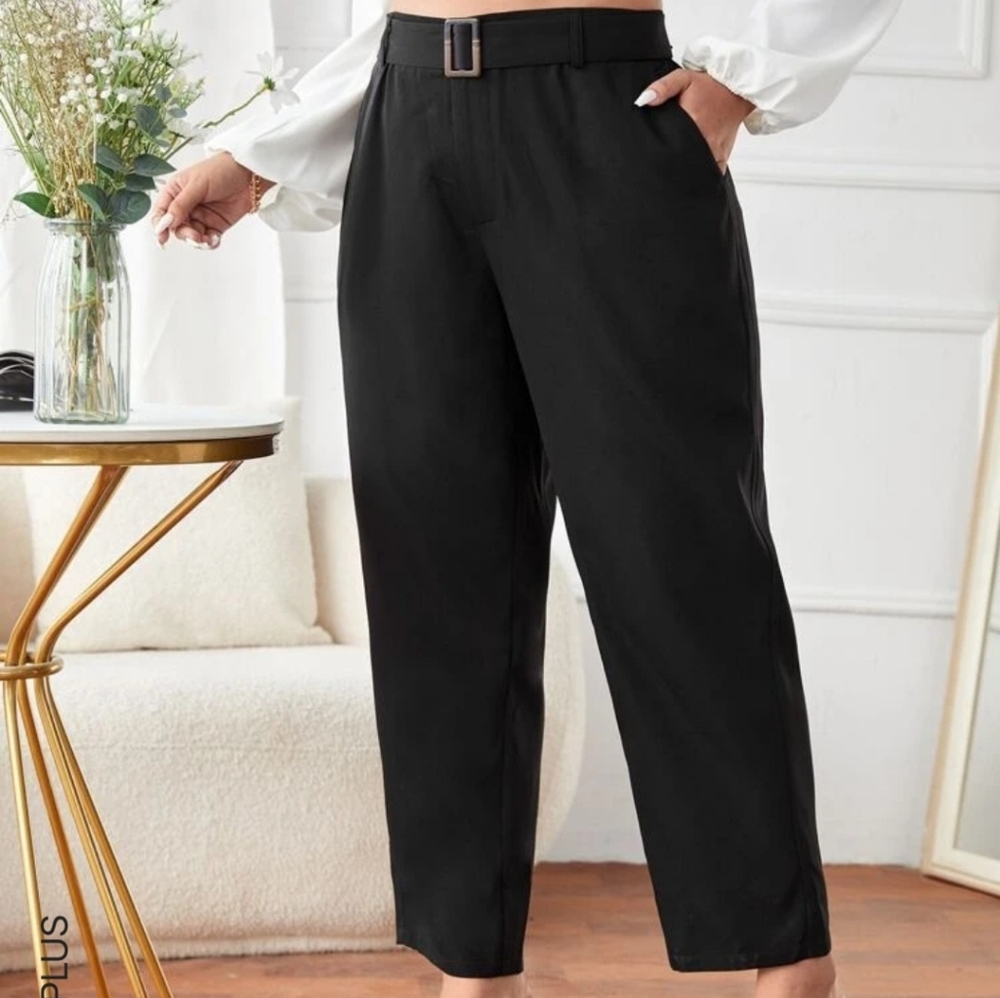 SHEIN Plus Belted Suit Pants